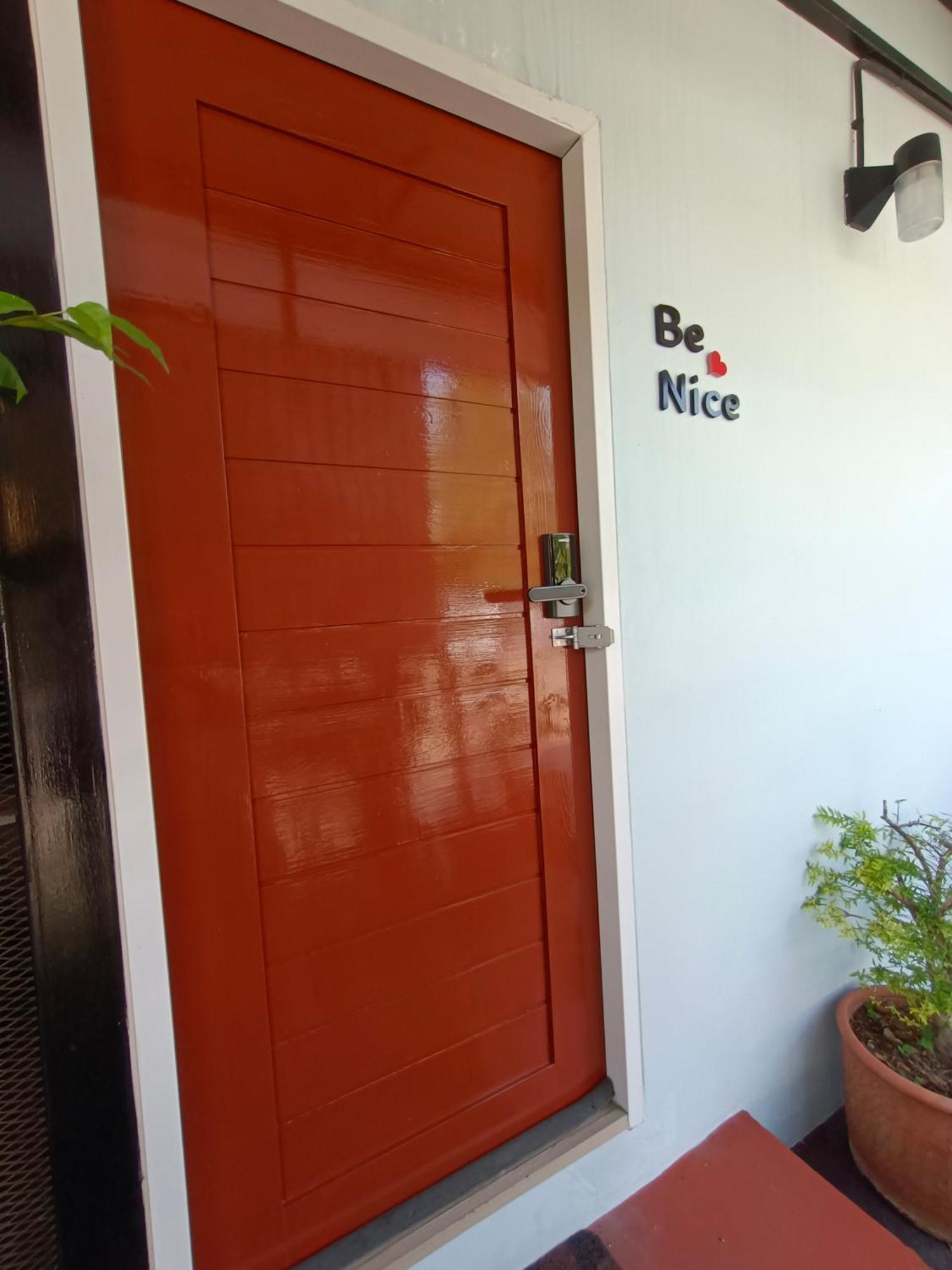 Hotel Be Happy House Bangyai Nonthaburi Exterior foto