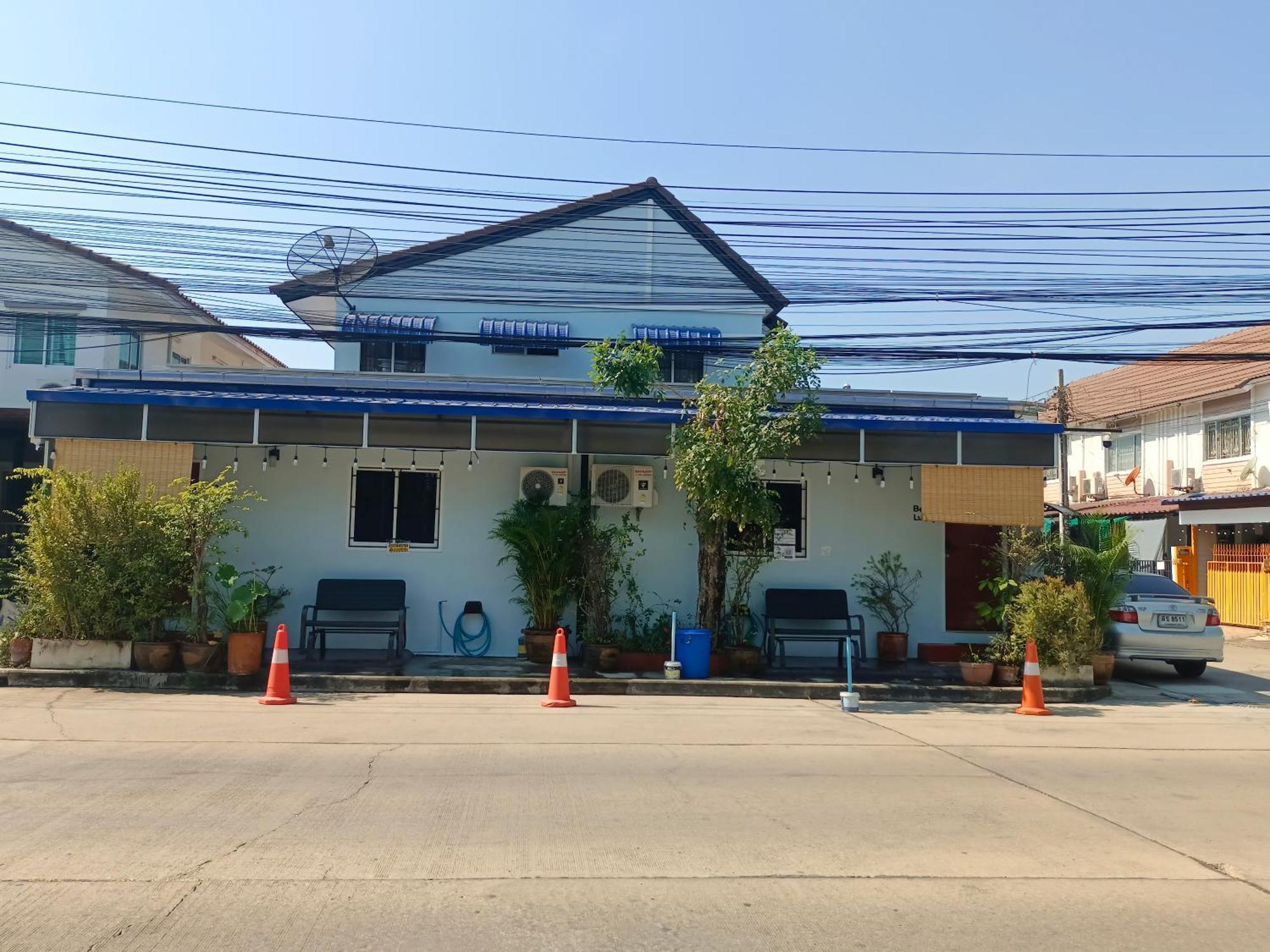 Hotel Be Happy House Bangyai Nonthaburi Exterior foto