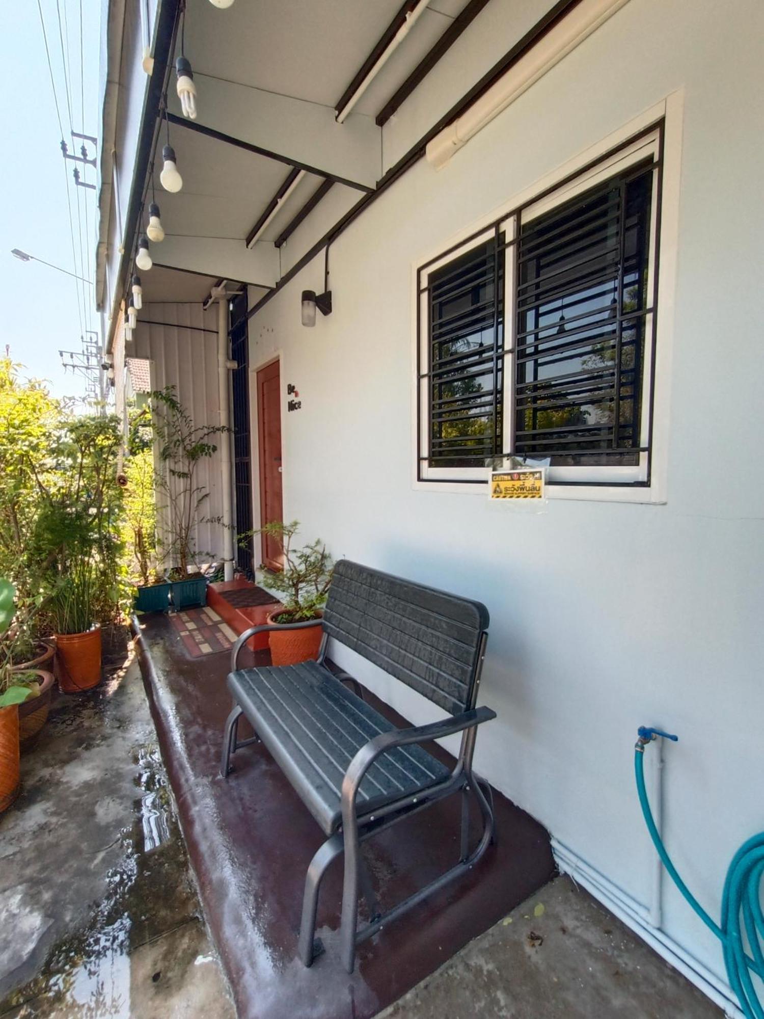 Hotel Be Happy House Bangyai Nonthaburi Exterior foto